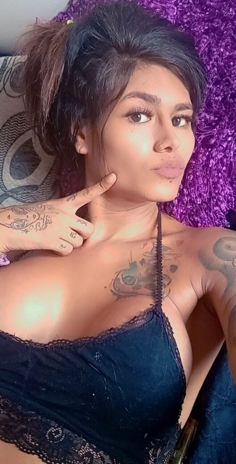 Samanthalatinaa nude leaked OnlyFans pic