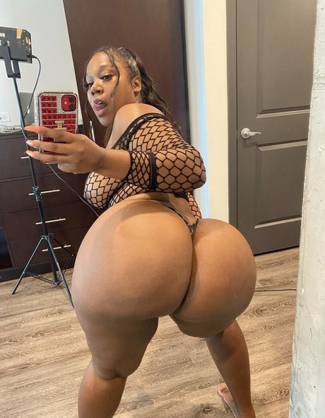 Karita Monique nude leaked OnlyFans photo #3