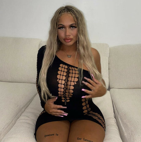 Giannamalave nude leaked OnlyFans pic