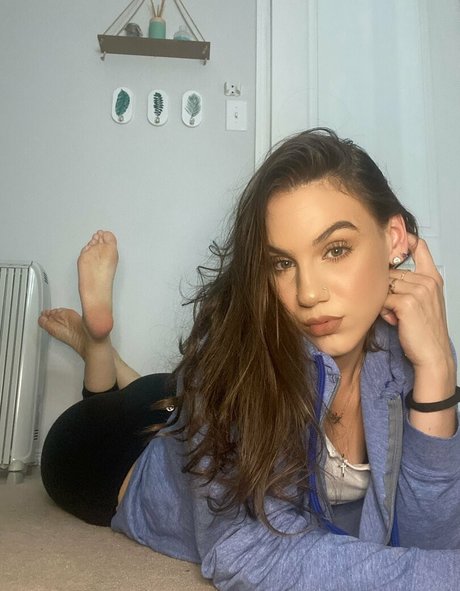 QueenZsFeet nude leaked OnlyFans photo #2