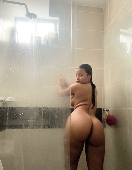 Roselips9811 nude leaked OnlyFans pic