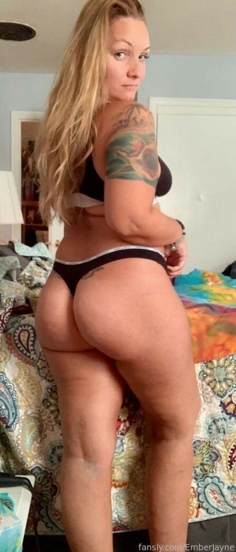 EmberJayne nude leaked OnlyFans pic