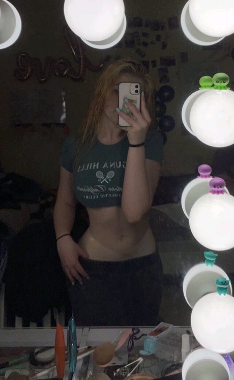 Lauren Suzaanne nude leaked OnlyFans photo #1