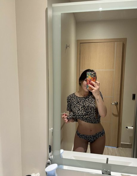Vickyizquierdo nude leaked OnlyFans pic