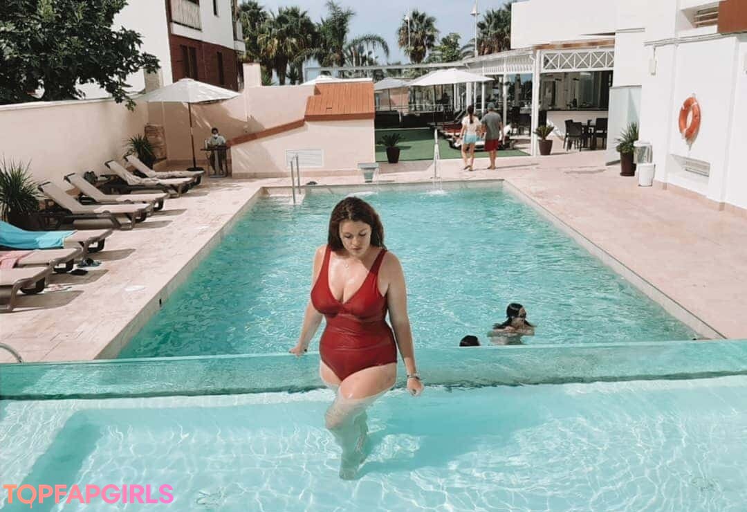 Carmen Curvy Nude Leaked OnlyFans Photo #79