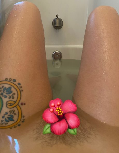 Kiki_me_please nude leaked OnlyFans pic