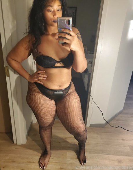London Gold nude leaked OnlyFans photo #20