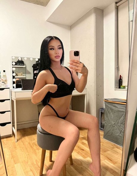 Xomiarose1 nude leaked OnlyFans photo #1