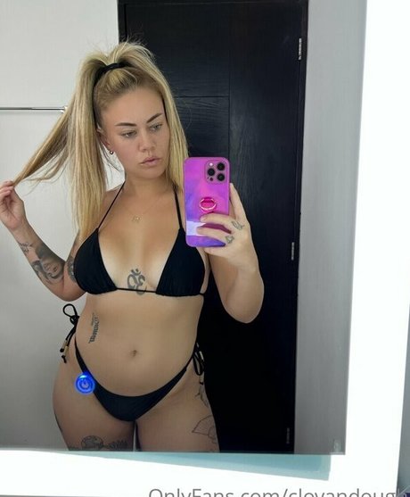 Chloe Johnson nude leaked OnlyFans pic