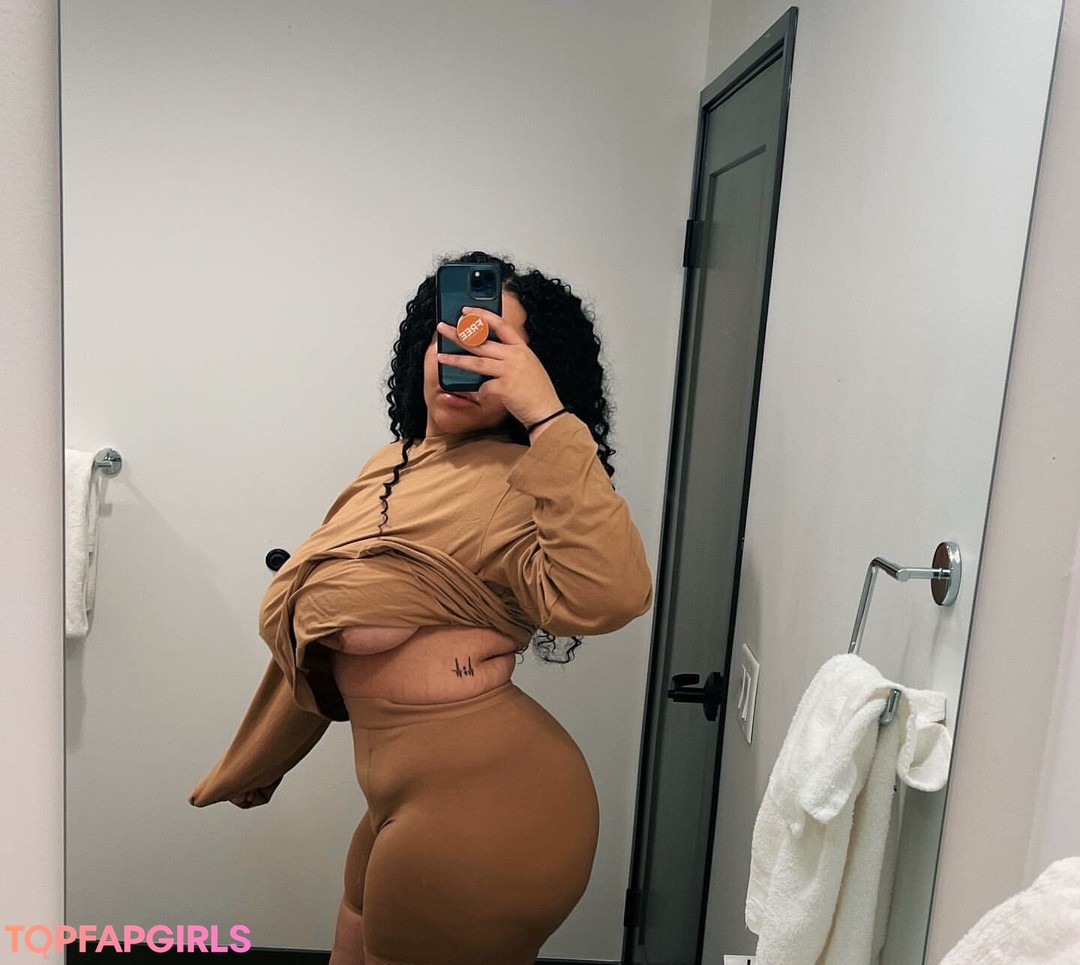 Tanya Mayenge Nude Leaked OnlyFans Photo #26