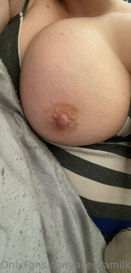 Allegramilk nude leaked OnlyFans photo #31