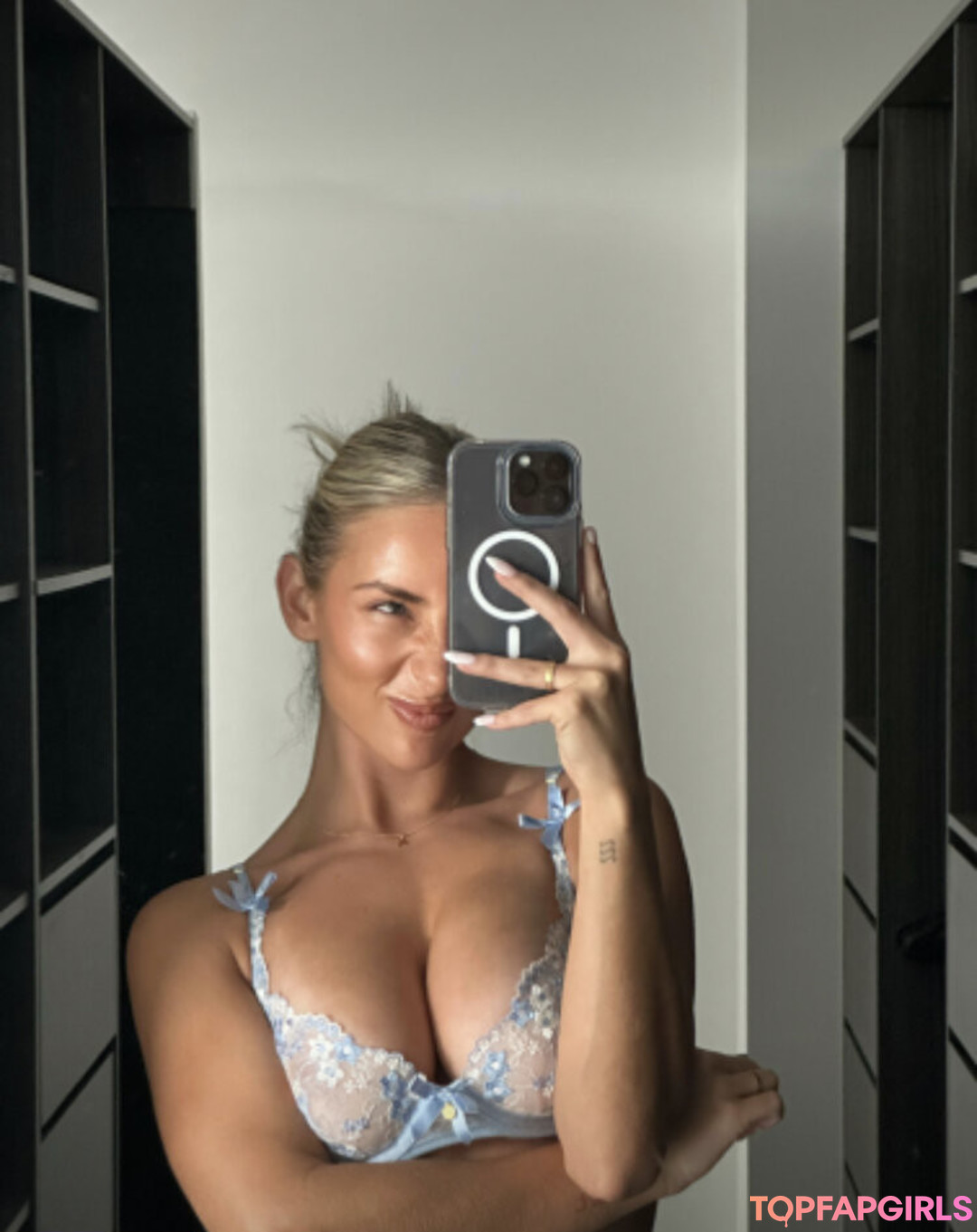 Avalon Nadfalusi Nude Leaked OnlyFans Photo #2