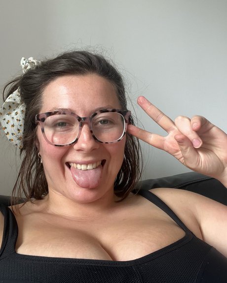 Bel Larcombe nude leaked OnlyFans pic