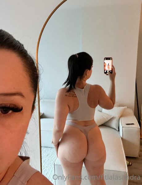 Fitgirl alla nude leaked OnlyFans pic