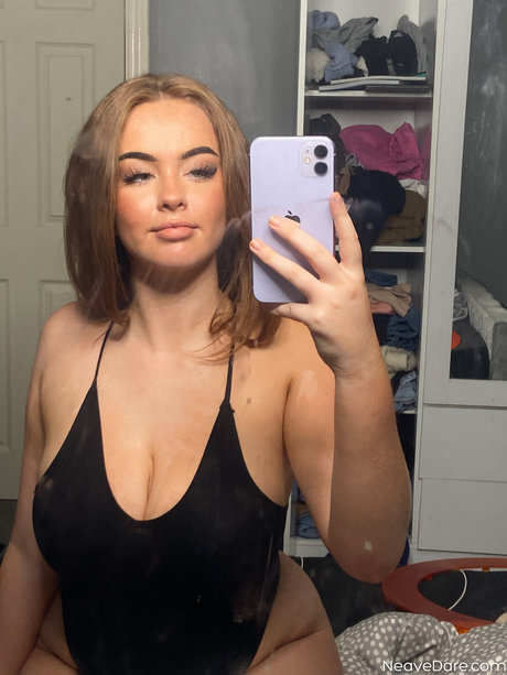 Neave Dare nude leaked OnlyFans pic
