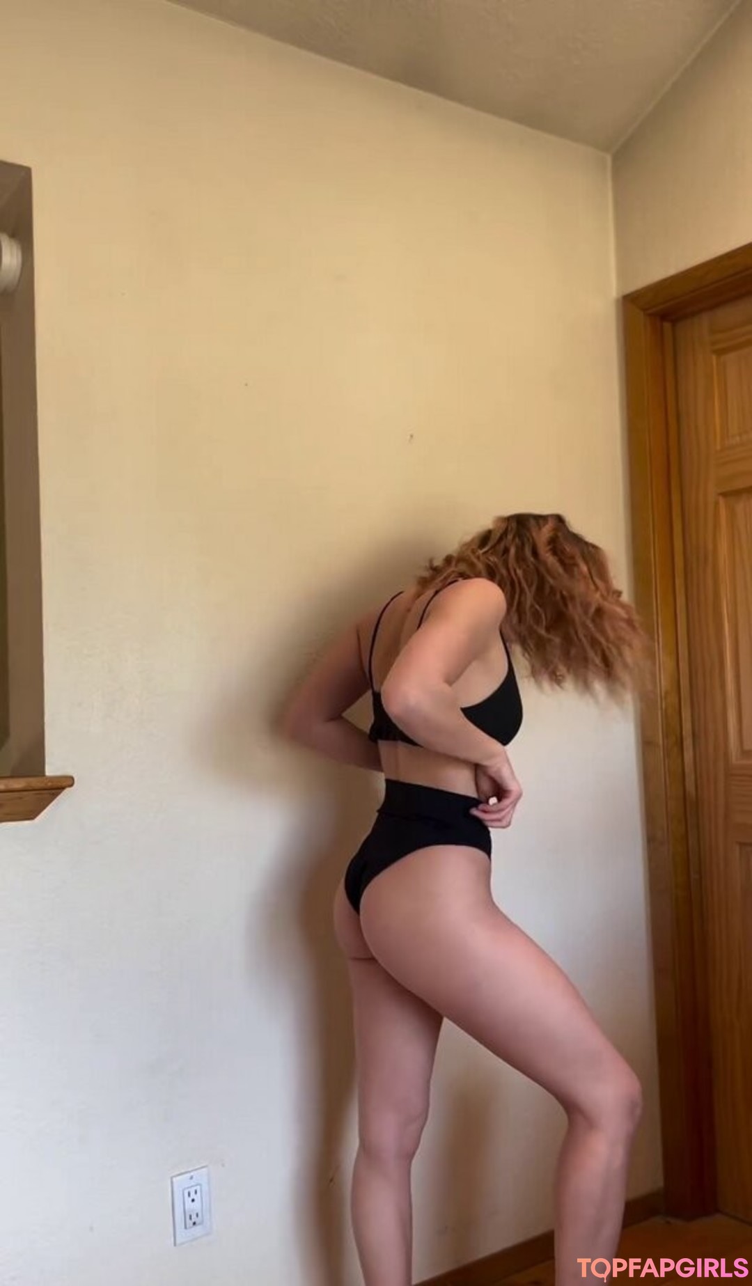 Willow Shields Nude Leaked OnlyFans Photo #24