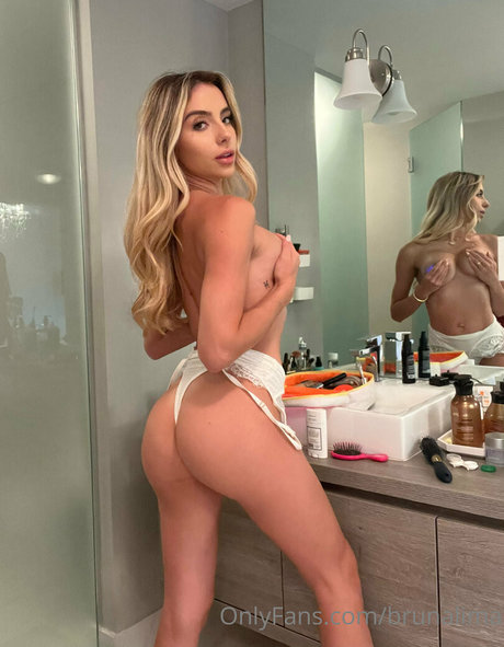 Bruna Lima nude leaked OnlyFans photo #37