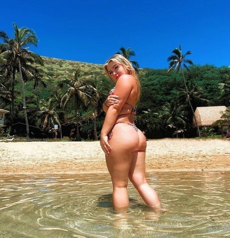 Kiana Daigneault nude leaked OnlyFans photo #1