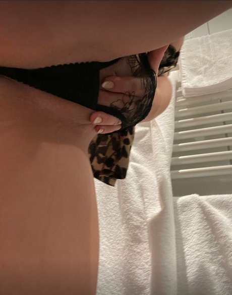 _IRIIINA nude leaked OnlyFans photo #4