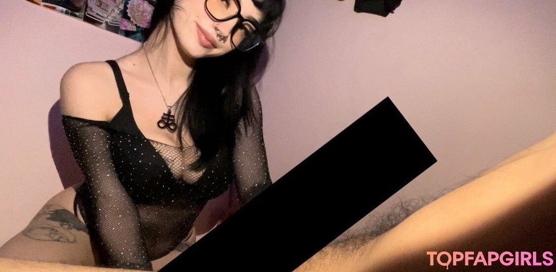 Emilyy Manson Nude Leaked OnlyFans Photo #8