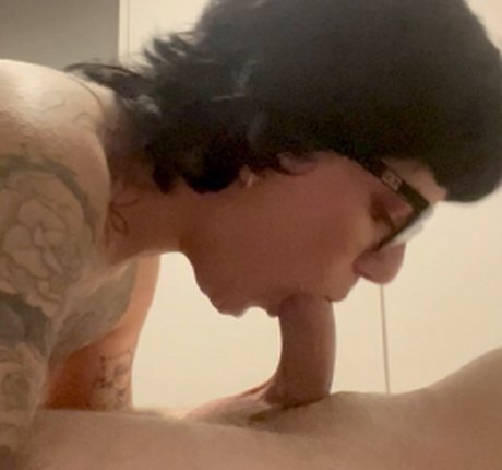 Dee Galvao nude leaked OnlyFans pic