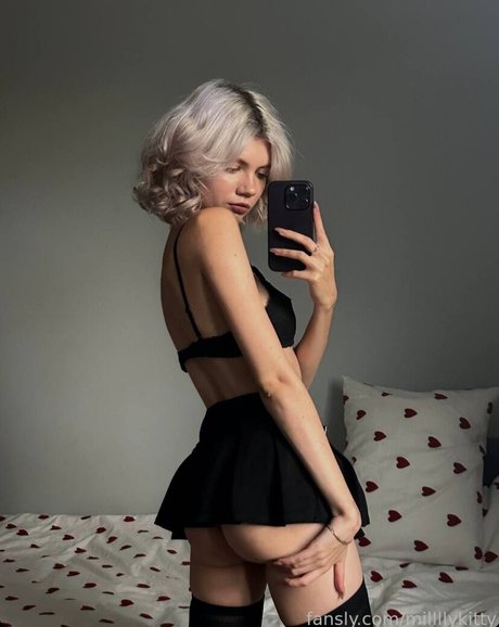 Millllykitty nude leaked OnlyFans photo #27