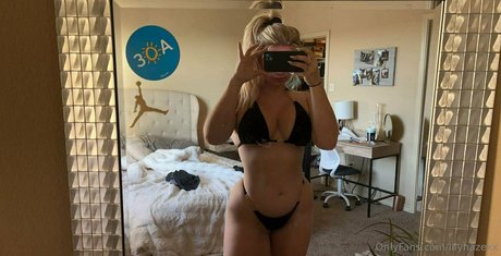 Lilyhazexx nude leaked OnlyFans photo #39