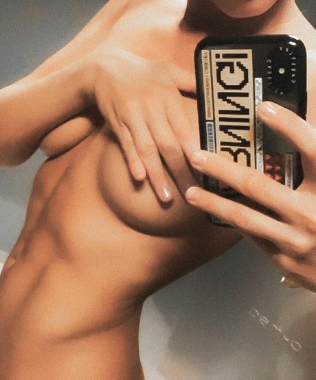 Luciana Burkle nude leaked OnlyFans pic