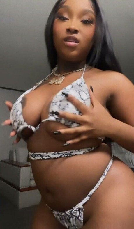 Erica Banks nude leaked OnlyFans pic