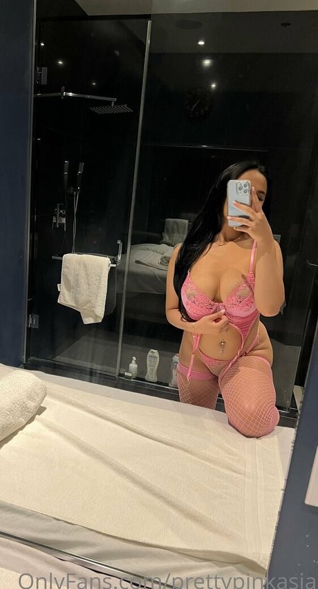Prettypinkasia nude leaked OnlyFans pic