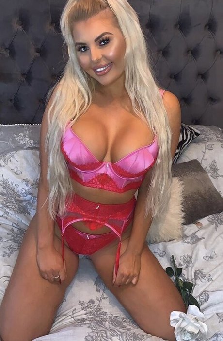 Chloe Gabrielle Chaloner nude leaked OnlyFans pic