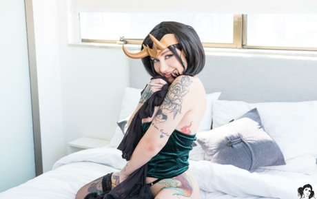 Hilo Suicide nude leaked OnlyFans pic