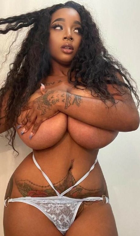 SexyJuicy nude leaked OnlyFans pic