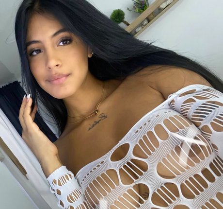 Silvana Londono nude leaked OnlyFans pic