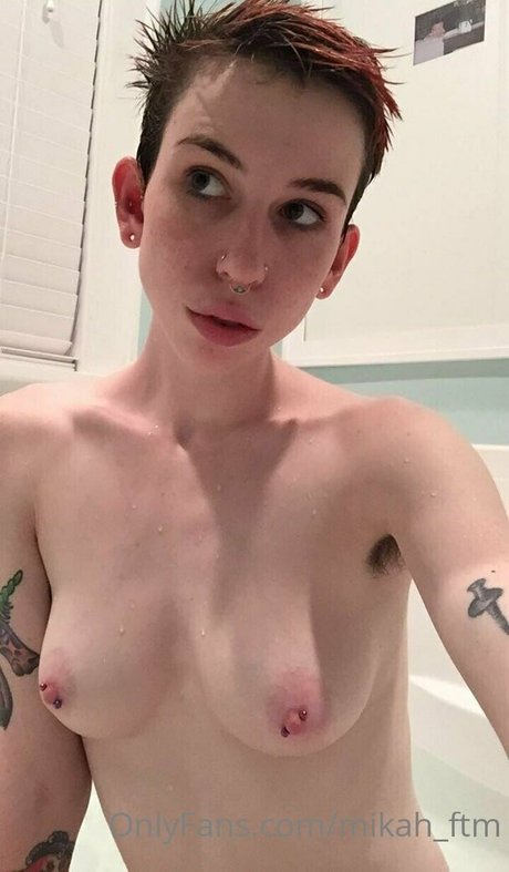 Faguettemikah nude leaked OnlyFans photo #14