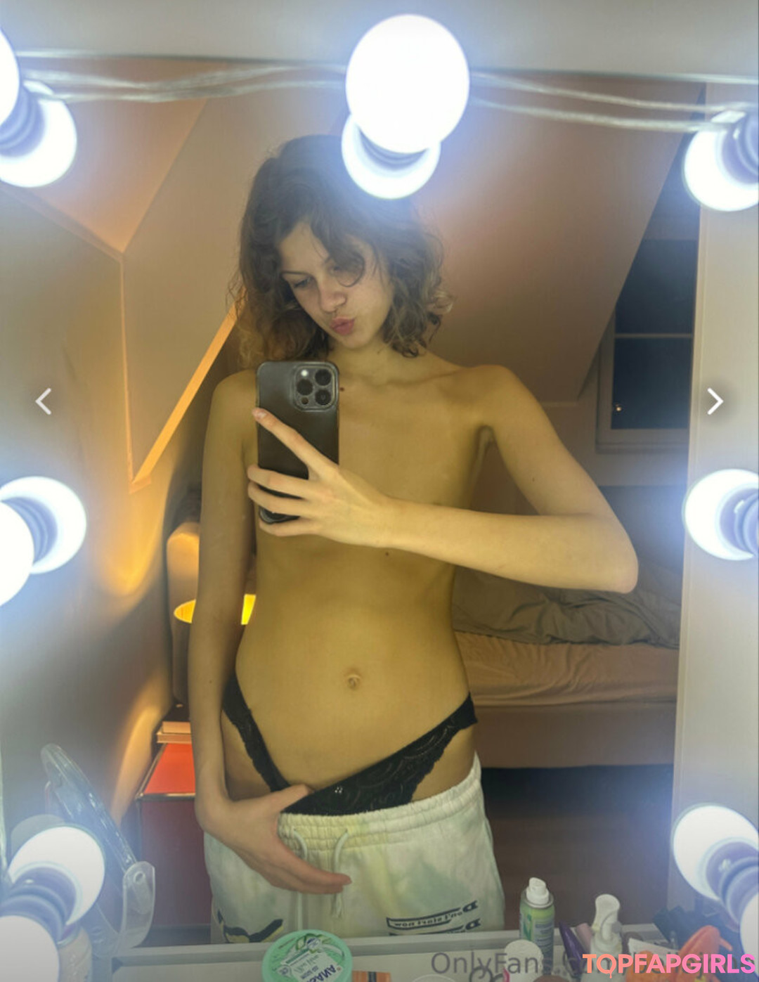 Bella Jone Nude Leaked OnlyFans Photo #1