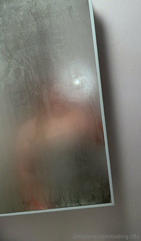 Tsaling.lifts nude leaked OnlyFans pic