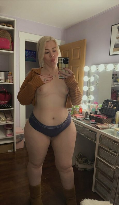 Hg_curves nude leaked OnlyFans pic