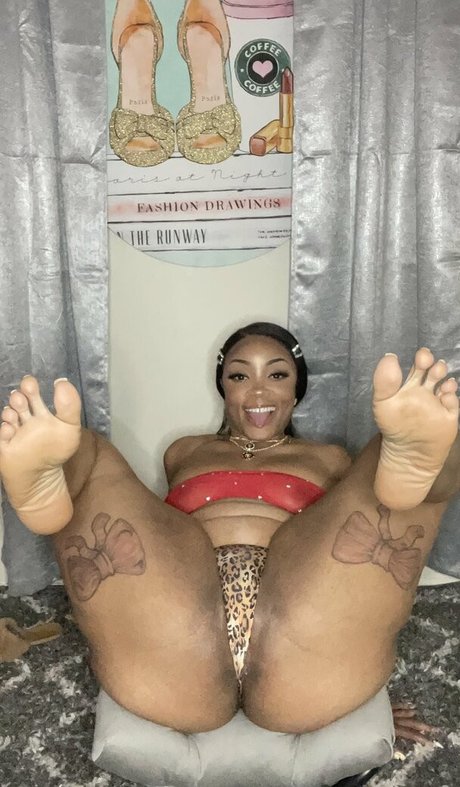 Rubyyrumxx nude leaked OnlyFans pic
