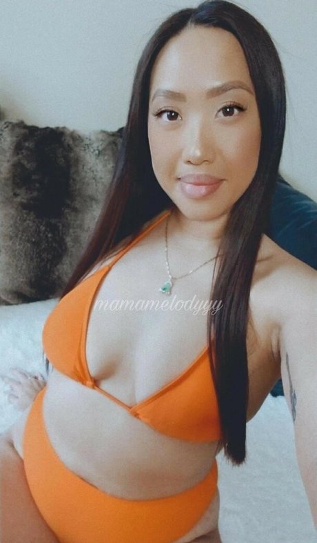 Mamamelodyyy nude leaked OnlyFans pic