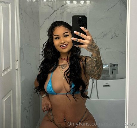 Mamisextras nude leaked OnlyFans pic