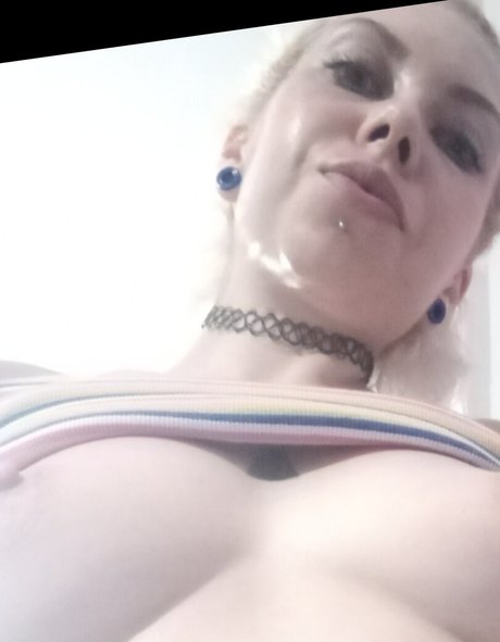 Solarislofy nude leaked OnlyFans pic