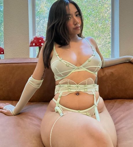 Lavs Xtras nude leaked OnlyFans pic