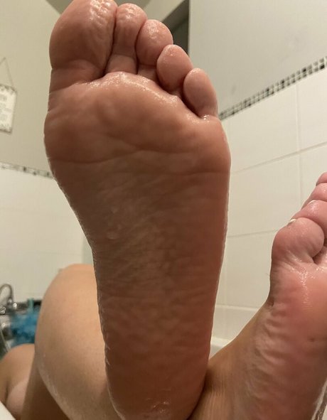 Dropdeadfeet nude leaked OnlyFans pic