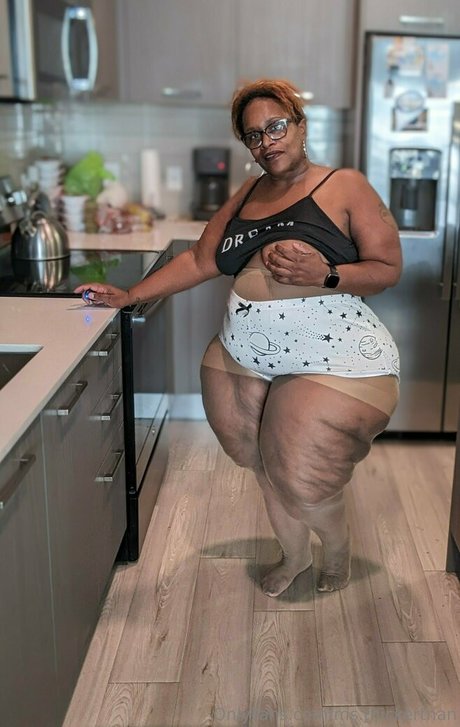 Ms.thickerthan nude leaked OnlyFans pic