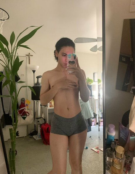 Hiiibentley nude leaked OnlyFans pic