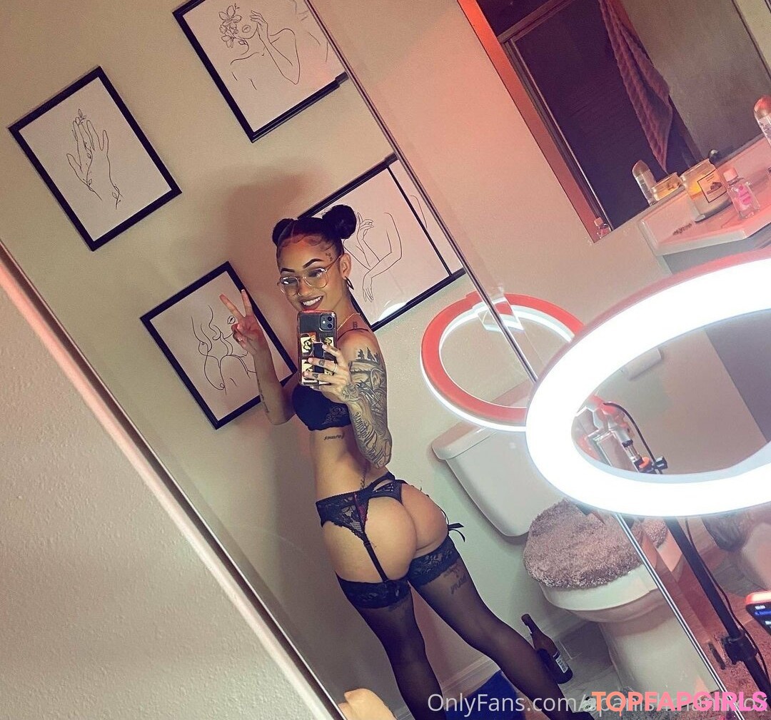 Spanishmamixox Nude Leaked OnlyFans Photo #16