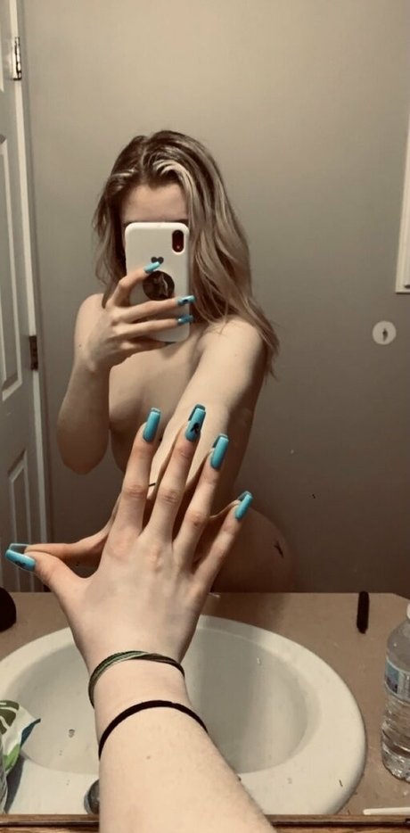 Loretta nude leaked OnlyFans pic