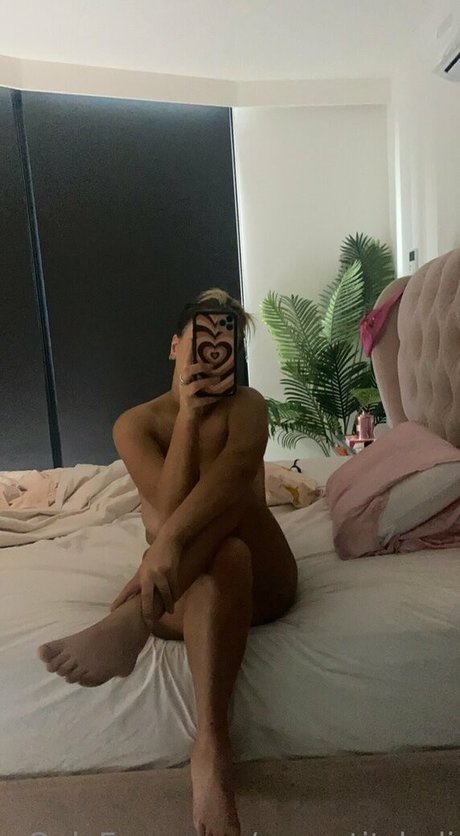 Saucytitsbali nude leaked OnlyFans photo #11