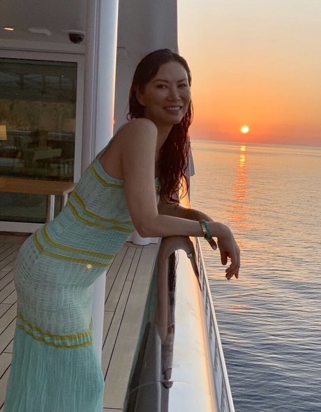 Wendi Deng Murdoch nude leaked OnlyFans pic